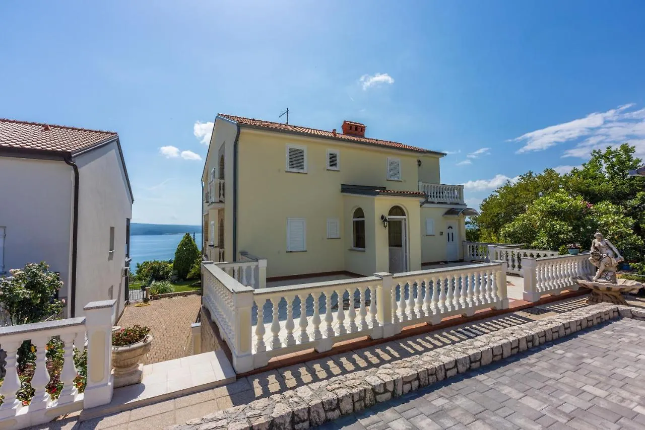 Apartments Ruza Crikvenica